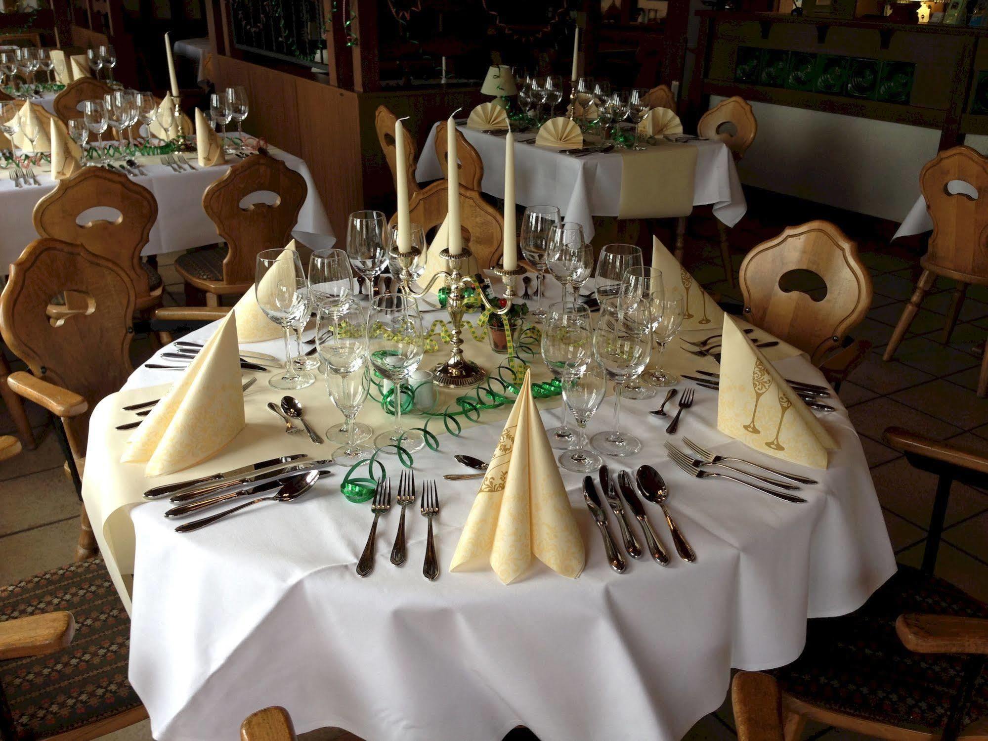 Hotel & Restaurant Zur Spreewaelderin Golßen Εξωτερικό φωτογραφία