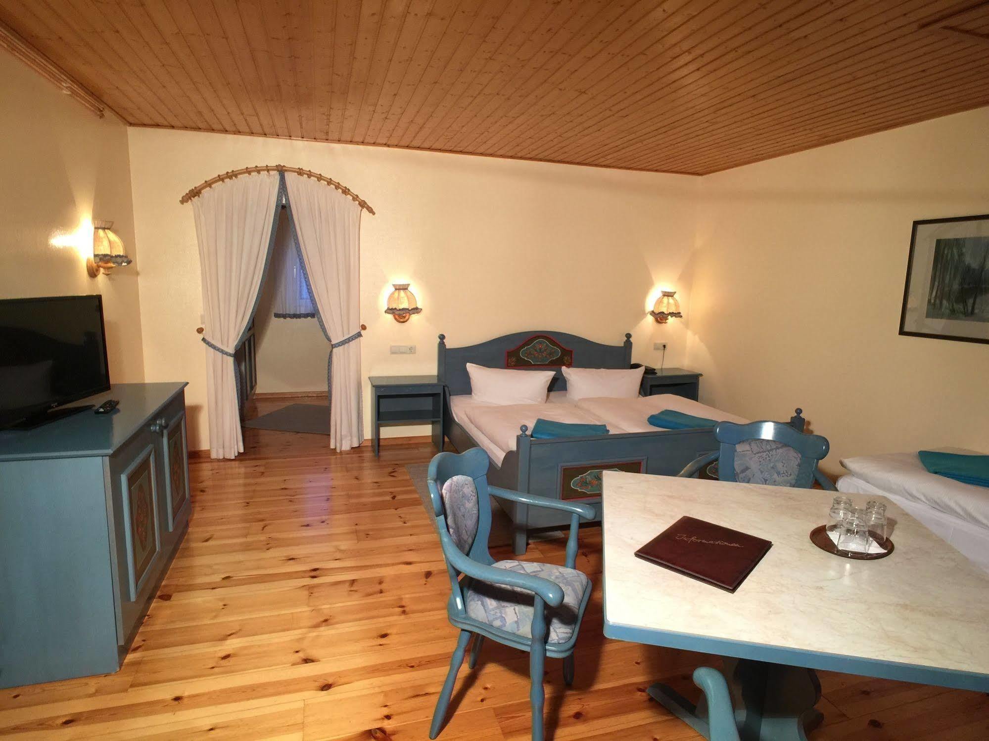 Hotel & Restaurant Zur Spreewaelderin Golßen Εξωτερικό φωτογραφία